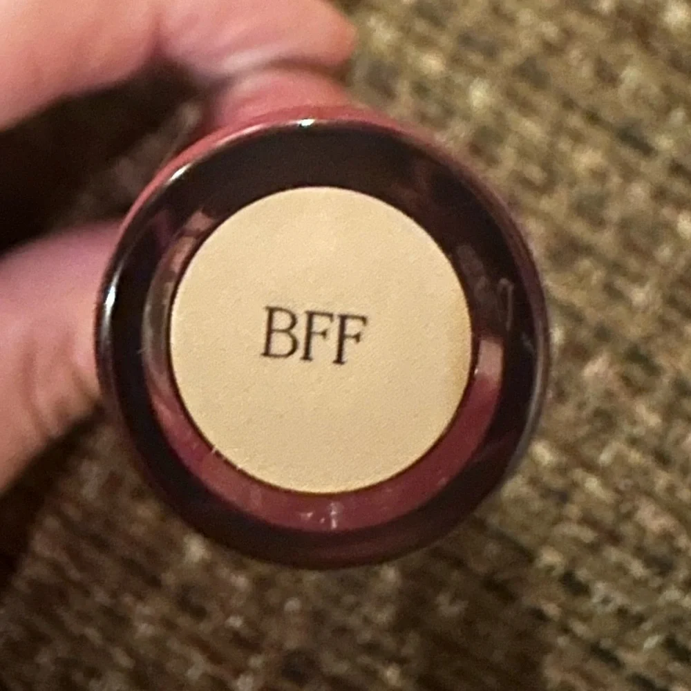 Doll 10 Lip Gloss in BFF NEW